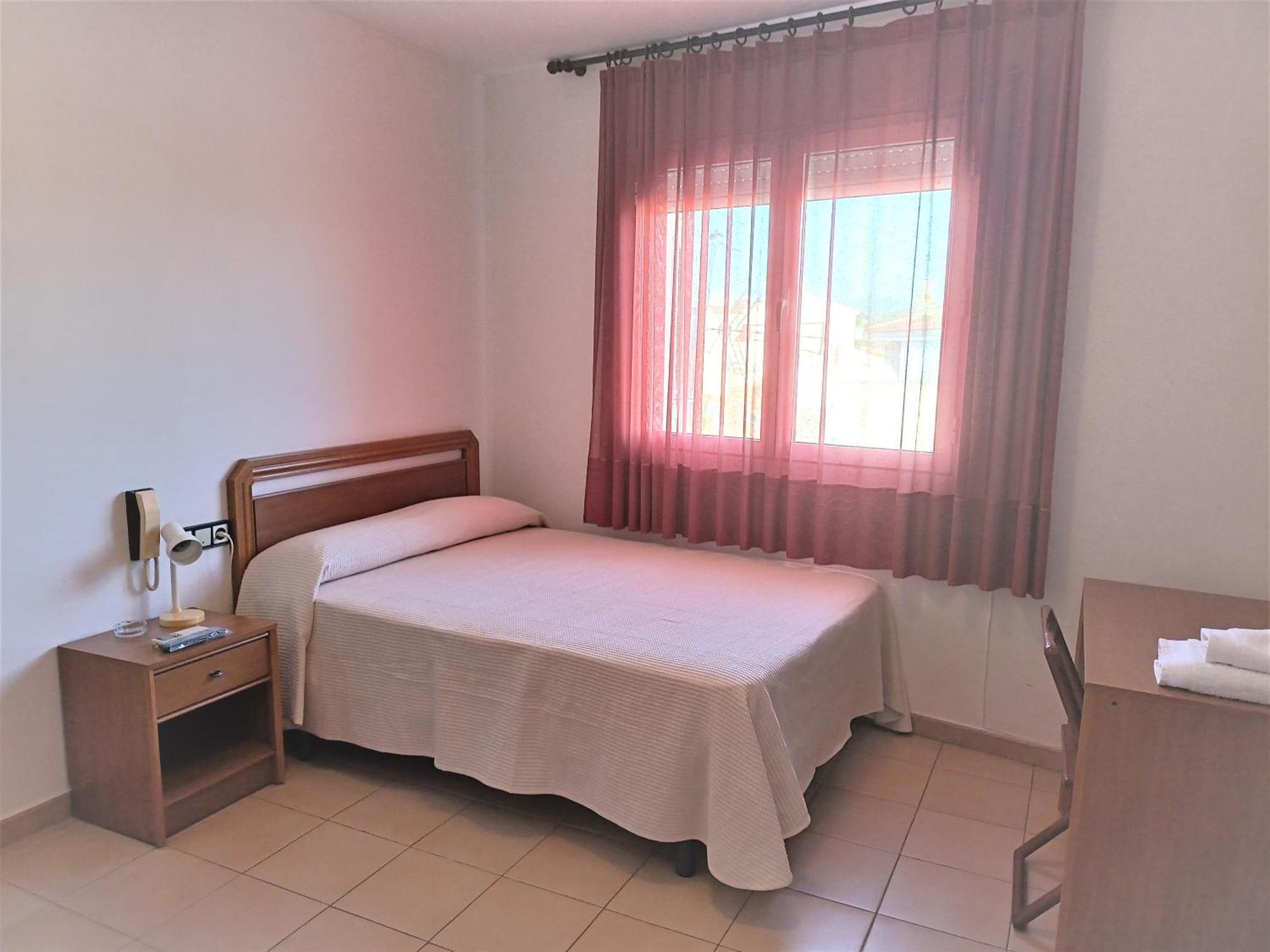 Hostal Fontdemora Mora la Nueva Exterior foto