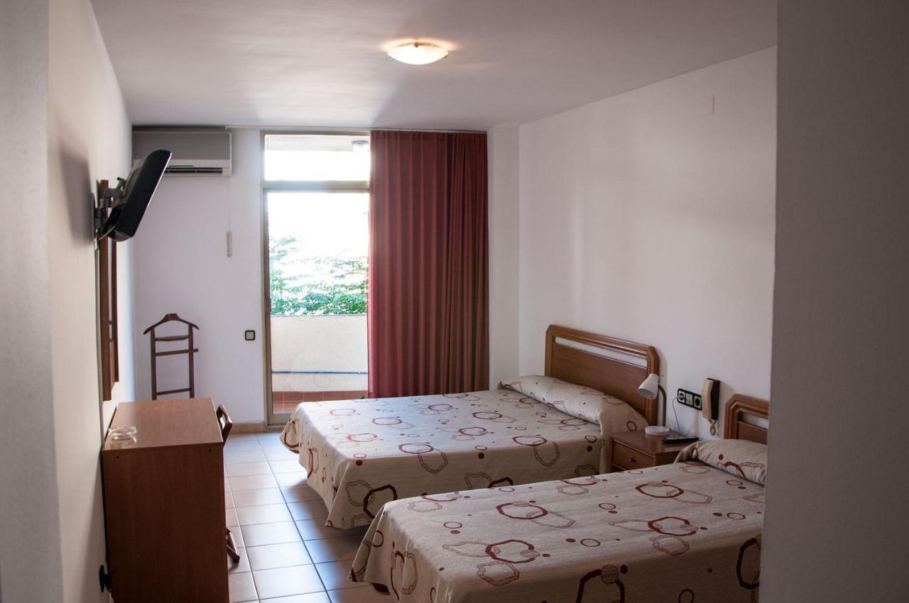 Hostal Fontdemora Mora la Nueva Exterior foto